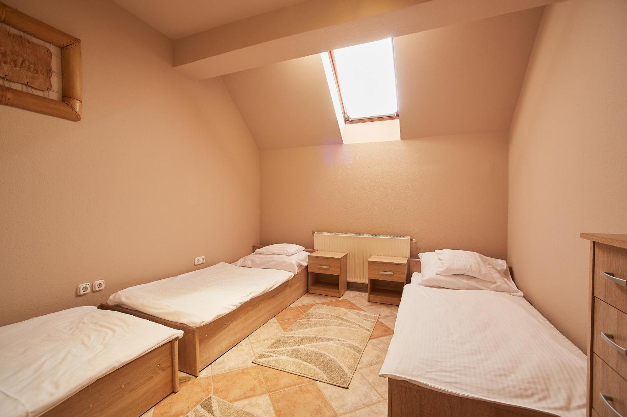 Lujza Apartman Goedoello 아파트 외부 사진