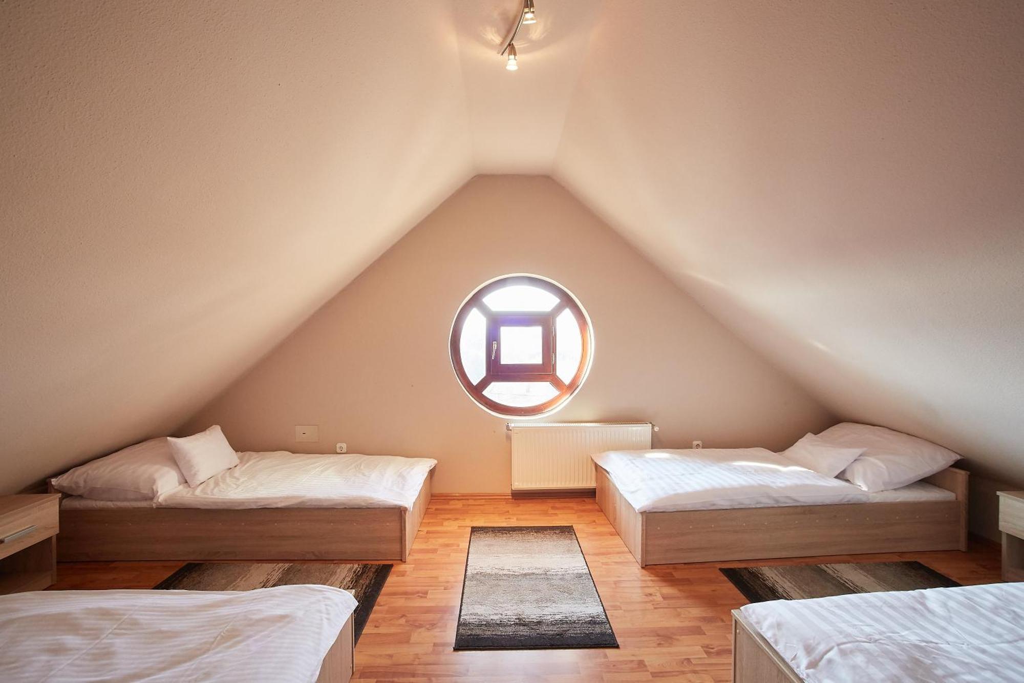Lujza Apartman Goedoello 아파트 외부 사진